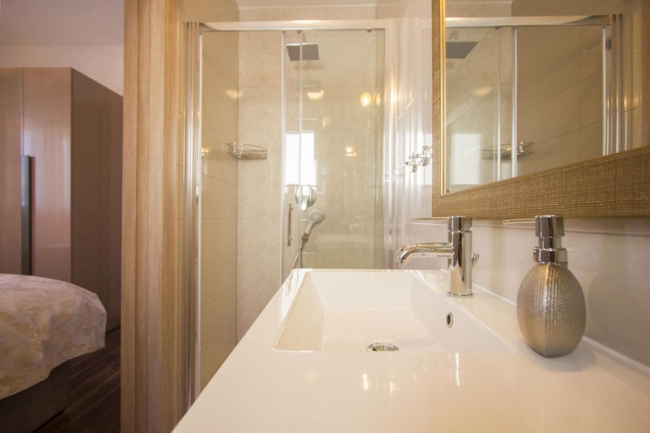 Paradise lux Apartment Trogir Bagian luar foto